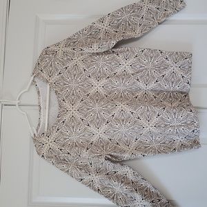 UP TO 50% OFF!! White Stag XL 16-18 Women's L.S. Blouse.